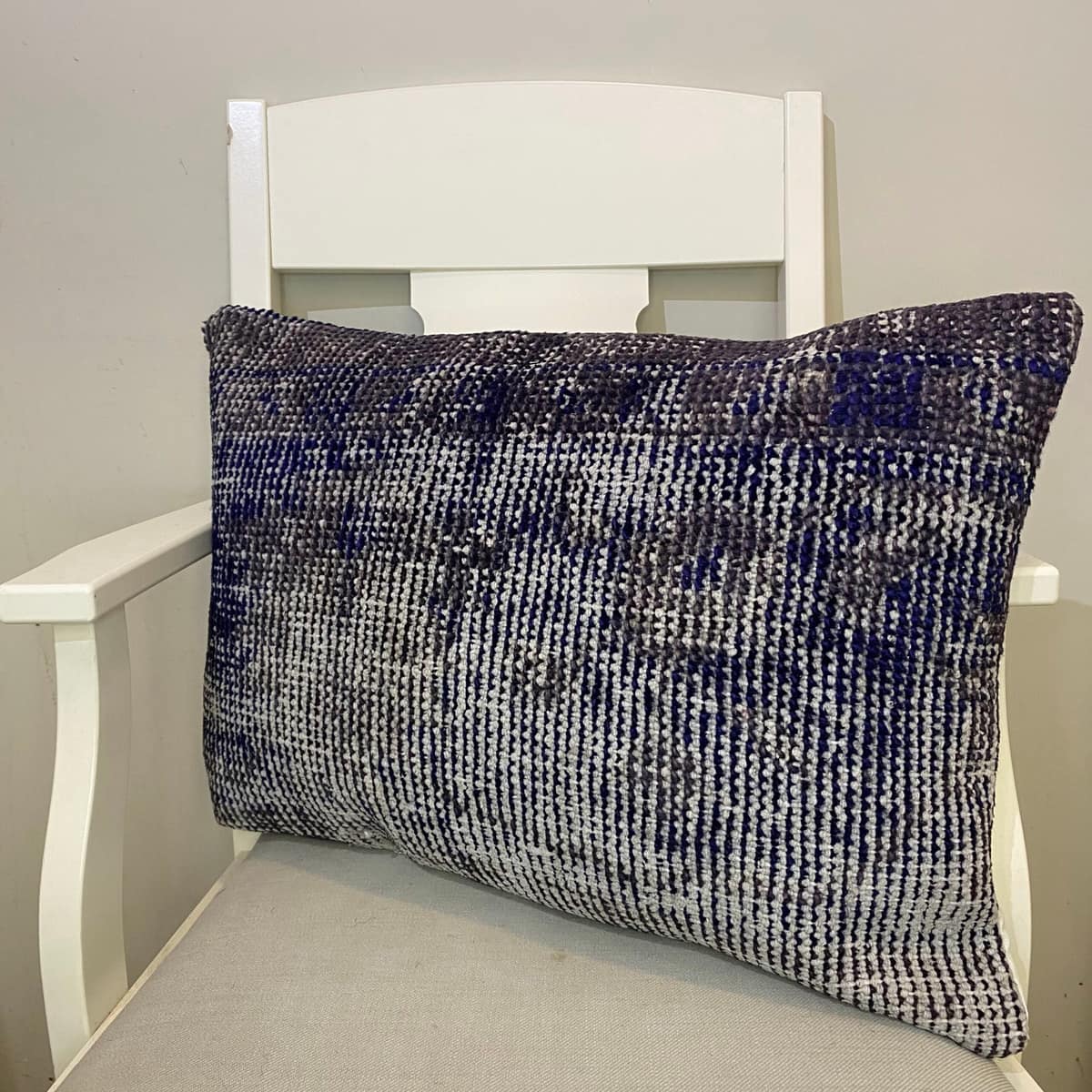 Handwoven Pillowcase, vintage rug, Kilim, hand-knotted wool, cotton & silk, size 40 × 60 cm, from Demirci