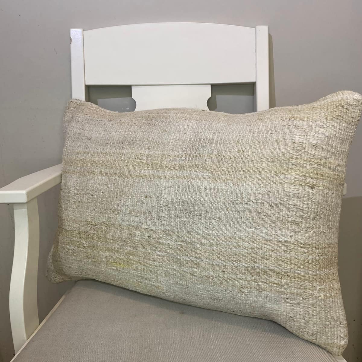 Hand-Woven Pillowcase, vintage rug, Kilim, hand-knotted wool, cotton & silk, size 40 × 60 cm, from Van
