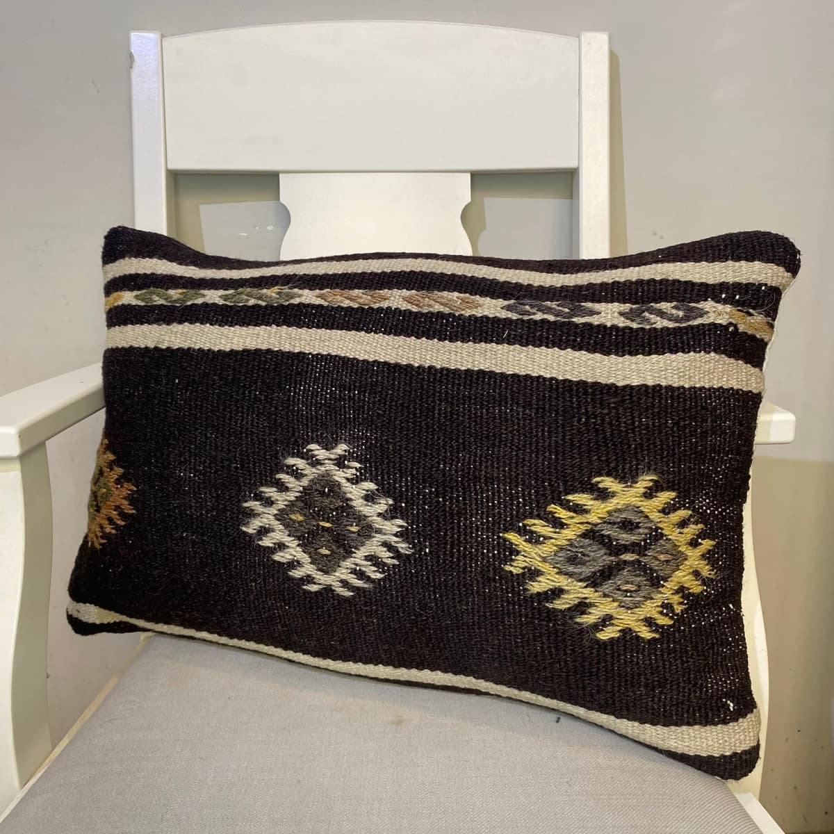Hand-Woven Pillowcase, vintage rug, Kilim, hand-knotted wool, size 40 × 60 cm, from Gaziantep