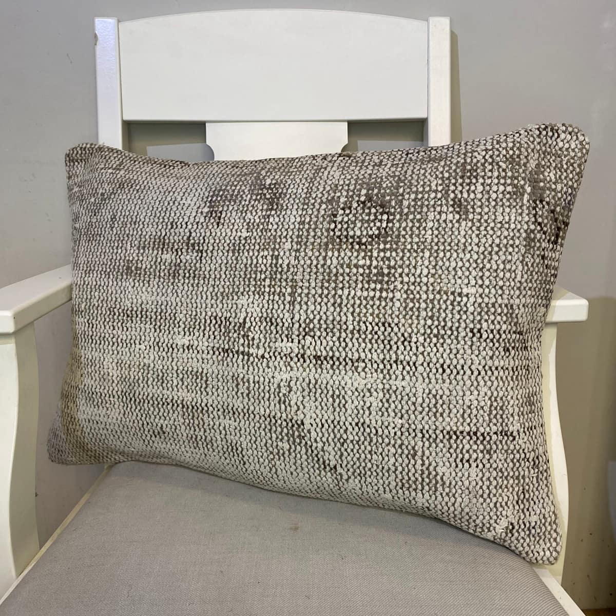 Hand-Woven Pillowcase, vintage rug, Kilim, hand-knotted wool, cotton & silk, size 40 × 60 cm, from Kayseri