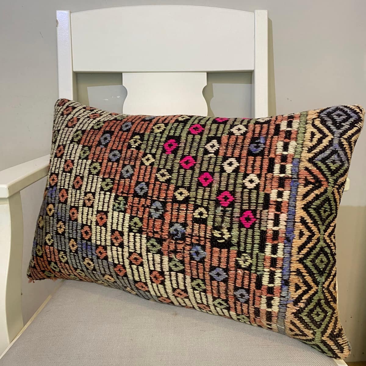 Hand-Woven Pillowcase, vintage rug, Kilim, hand-knotted silk, size 40 × 60 cm, from Bursa