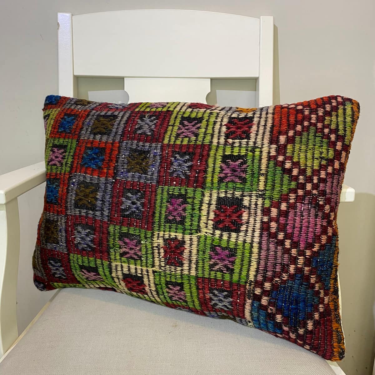Hand-Woven Patchwork Pillowcase, vintage rug, Kilim, hand-knotted silk, size 40 × 60 cm, from Demirci