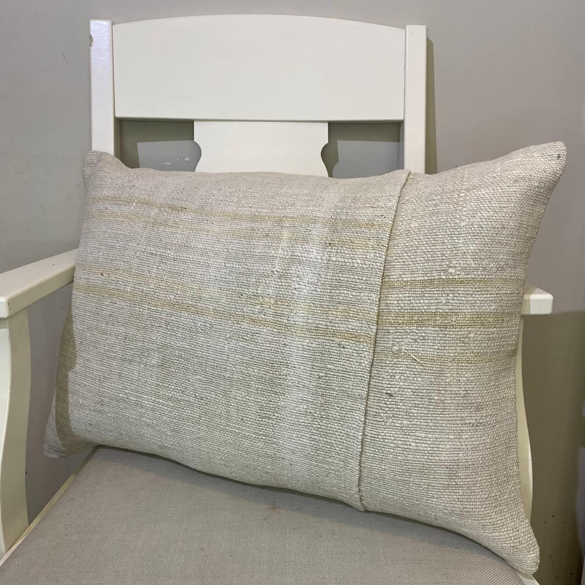 Hand-Woven Pillowcase, vintage rug, Kilim, hand-knotted wool & silk, size 40 × 60 cm, from Hereke