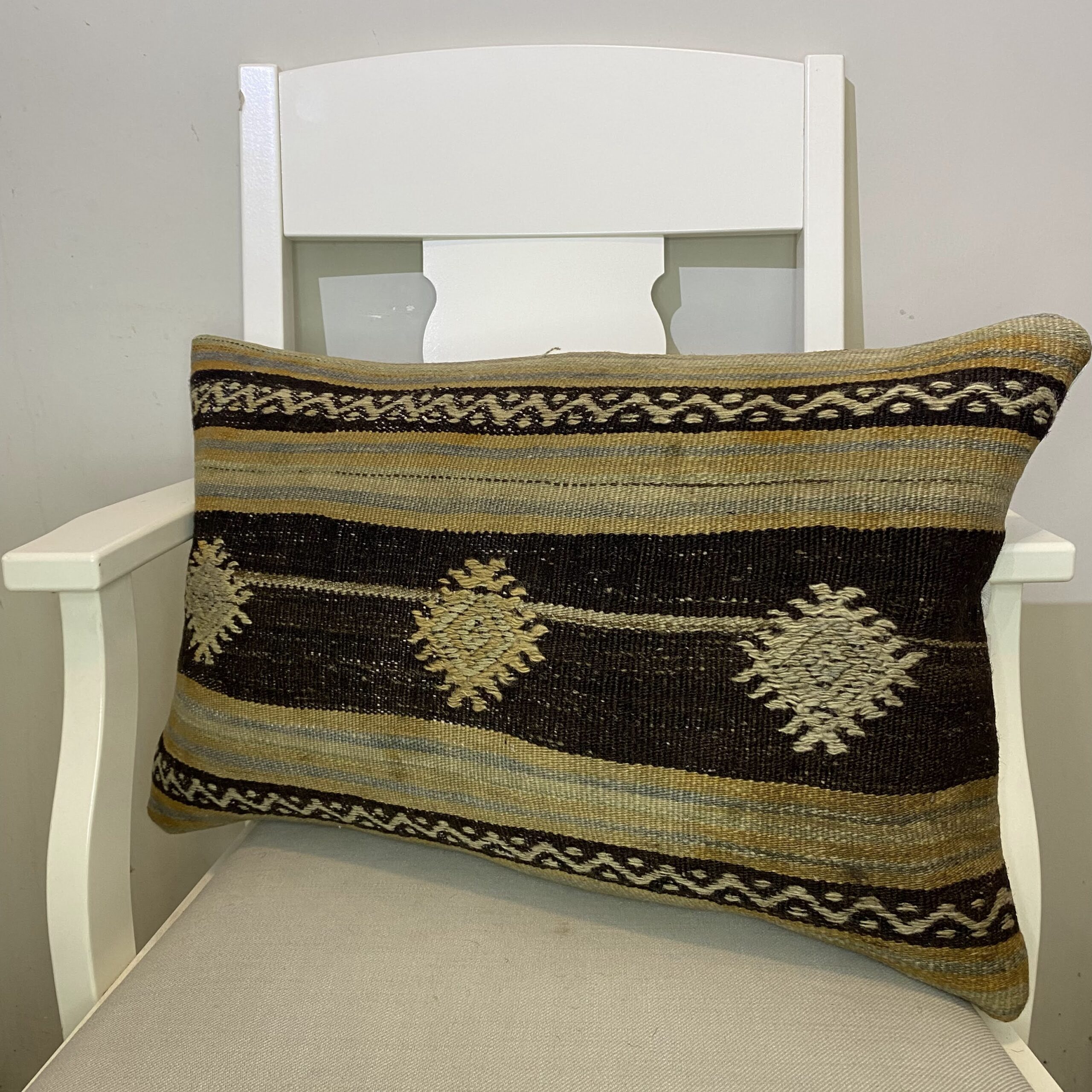 Hand-Woven Patchwork Pillowcase, vintage rug, Kilim, hand-knotted wool, cotton & silk, size 40 × 60 cm, from Bursa