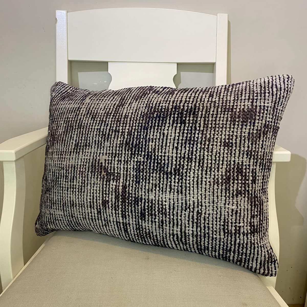 Hand-Woven Pillowcase, vintage rug, Kilim, hand-knotted wool, cotton & silk, size 40 × 60 cm, from Ladik