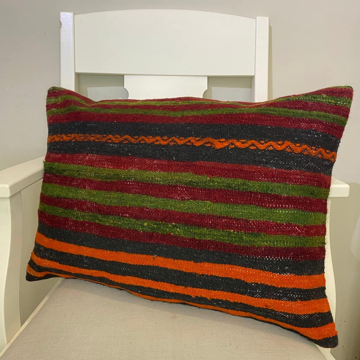 Hand-Woven Pillowcase, vintage rug, Kilim, hand-knotted wool, size 40 × 60 cm, from Oushak