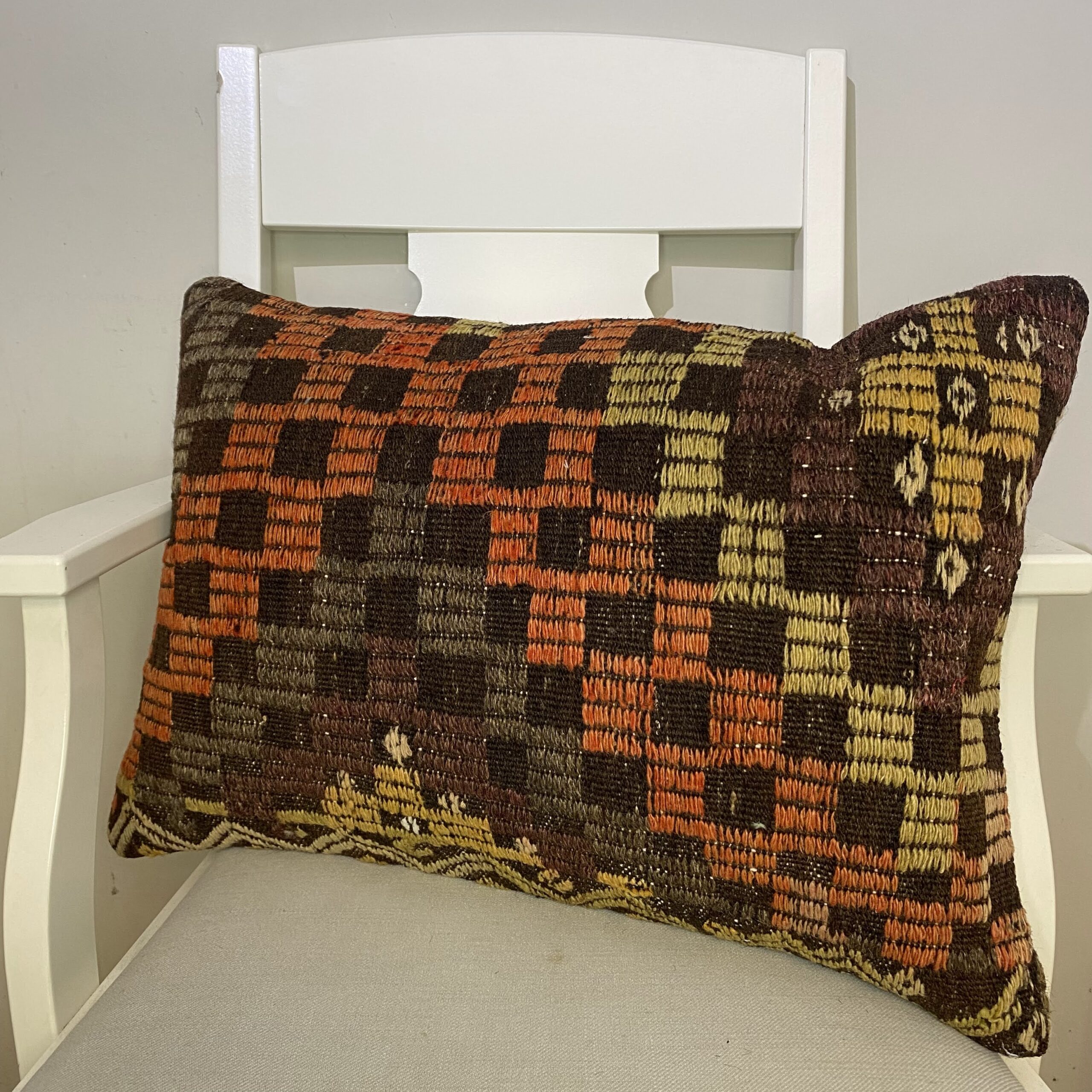 Handwoven Pillowcase, vintage rug, Kilim, hand-knotted wool, cotton & silk, size 40 × 60 cm, from Kayseri