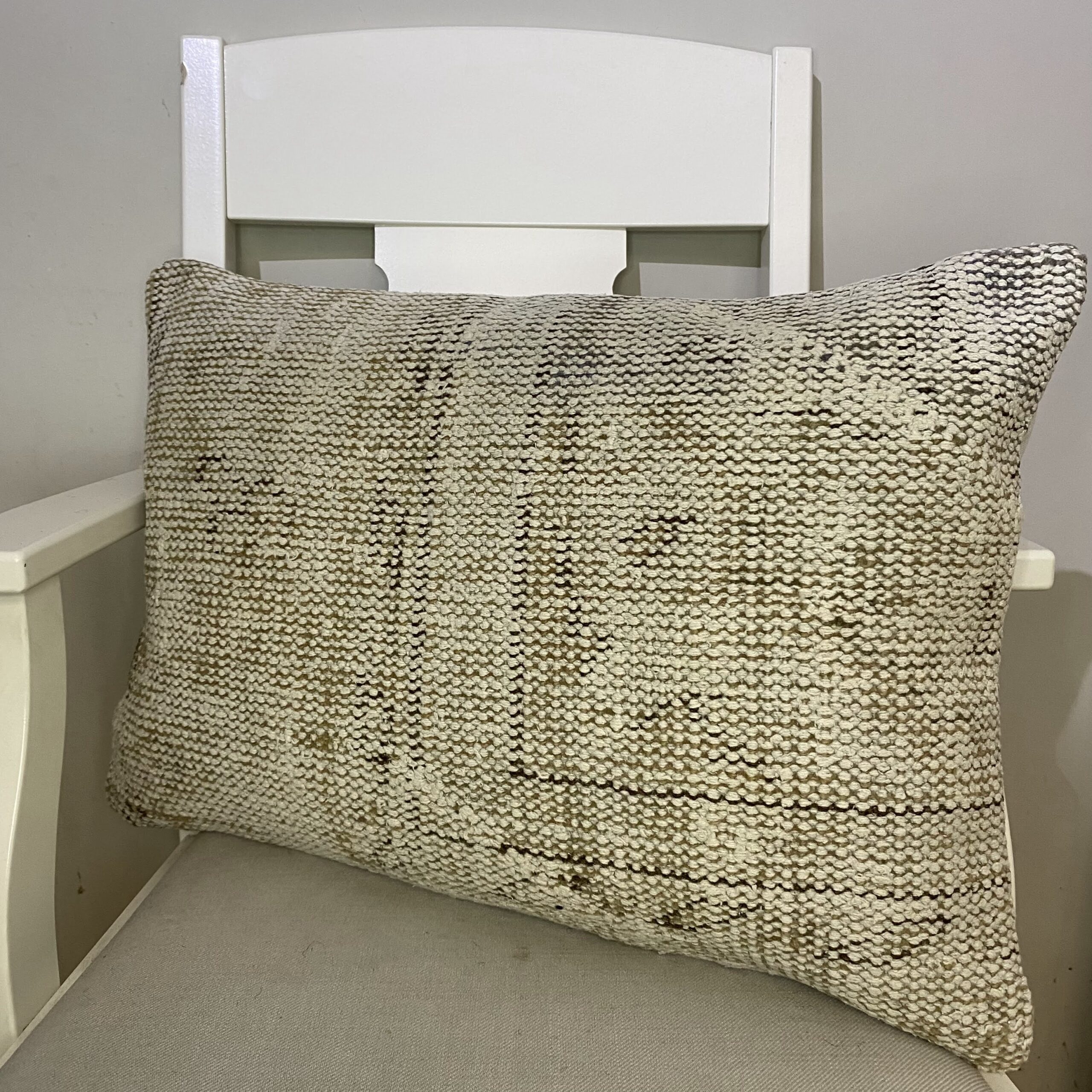 Hand-Woven Pillowcase, vintage rug, Kilim, hand-knotted wool, size 40 × 60 cm, from Demirci