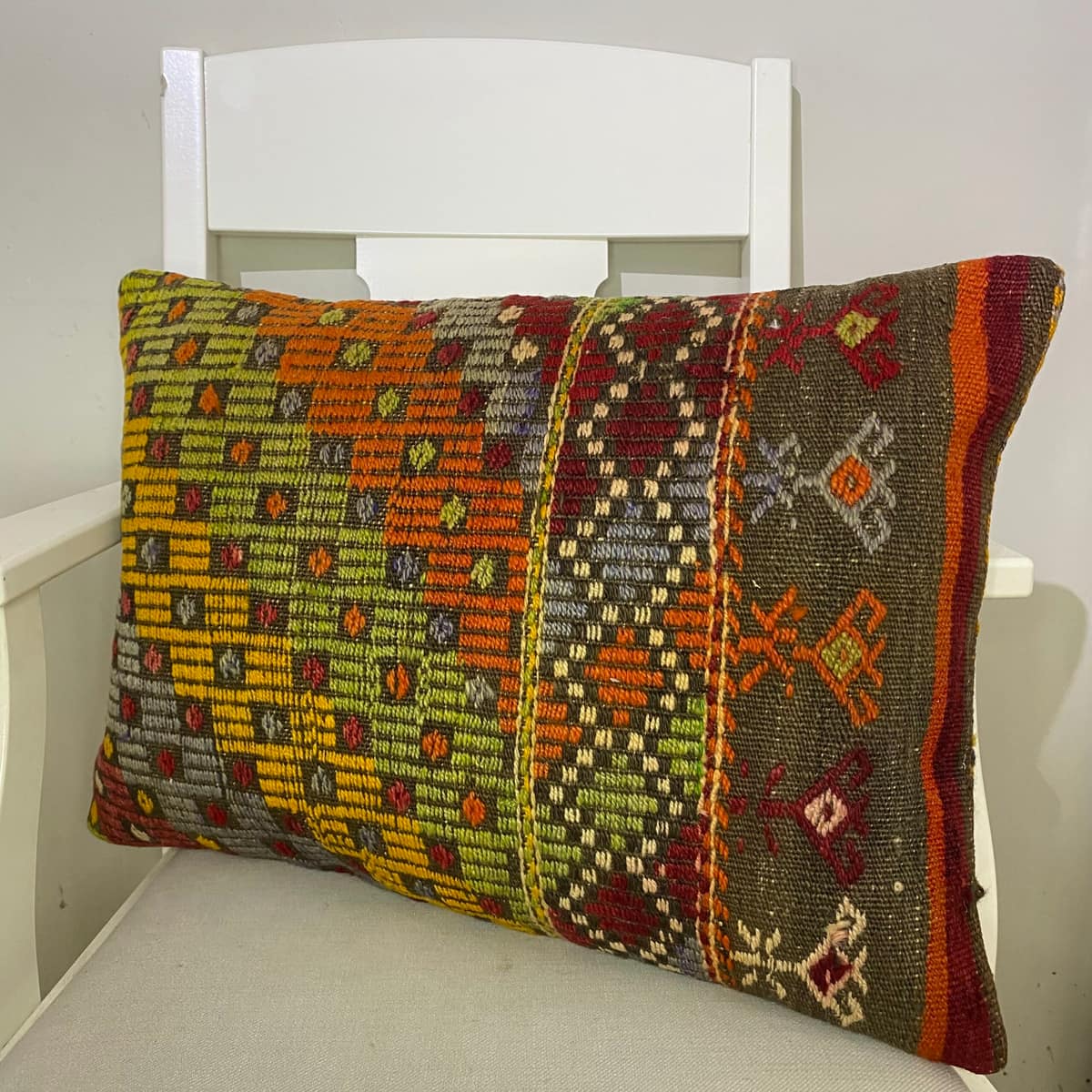 Hand-Woven Pillowcase, vintage rug, Kilim, hand-knotted silk, size 40 × 60 cm, from Konya