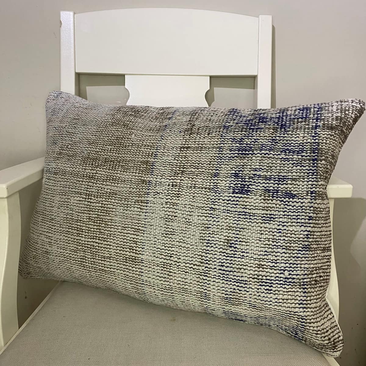 Hand-Woven Pillowcase, vintage rug, Kilim, hand-knotted wool, size 40 × 60 cm, from Demirci