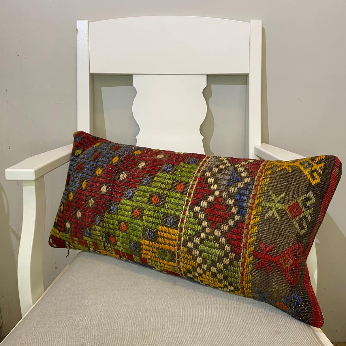 Hand-Woven Patchwork Pillowcase, vintage rug, Kilim, hand-knotted wool & cotton, size 30 × 60 cm, from Manisa
