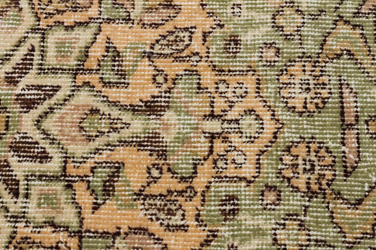 Traces of the Past Vintage Rug — detail view 5, handmade vintage rug