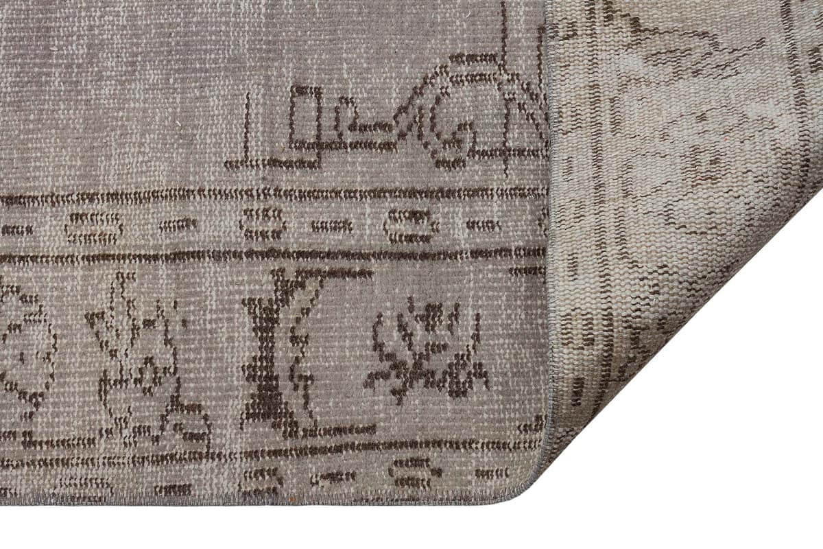Handwoven Vintage Rug — detail view 4, handmade vintage rug