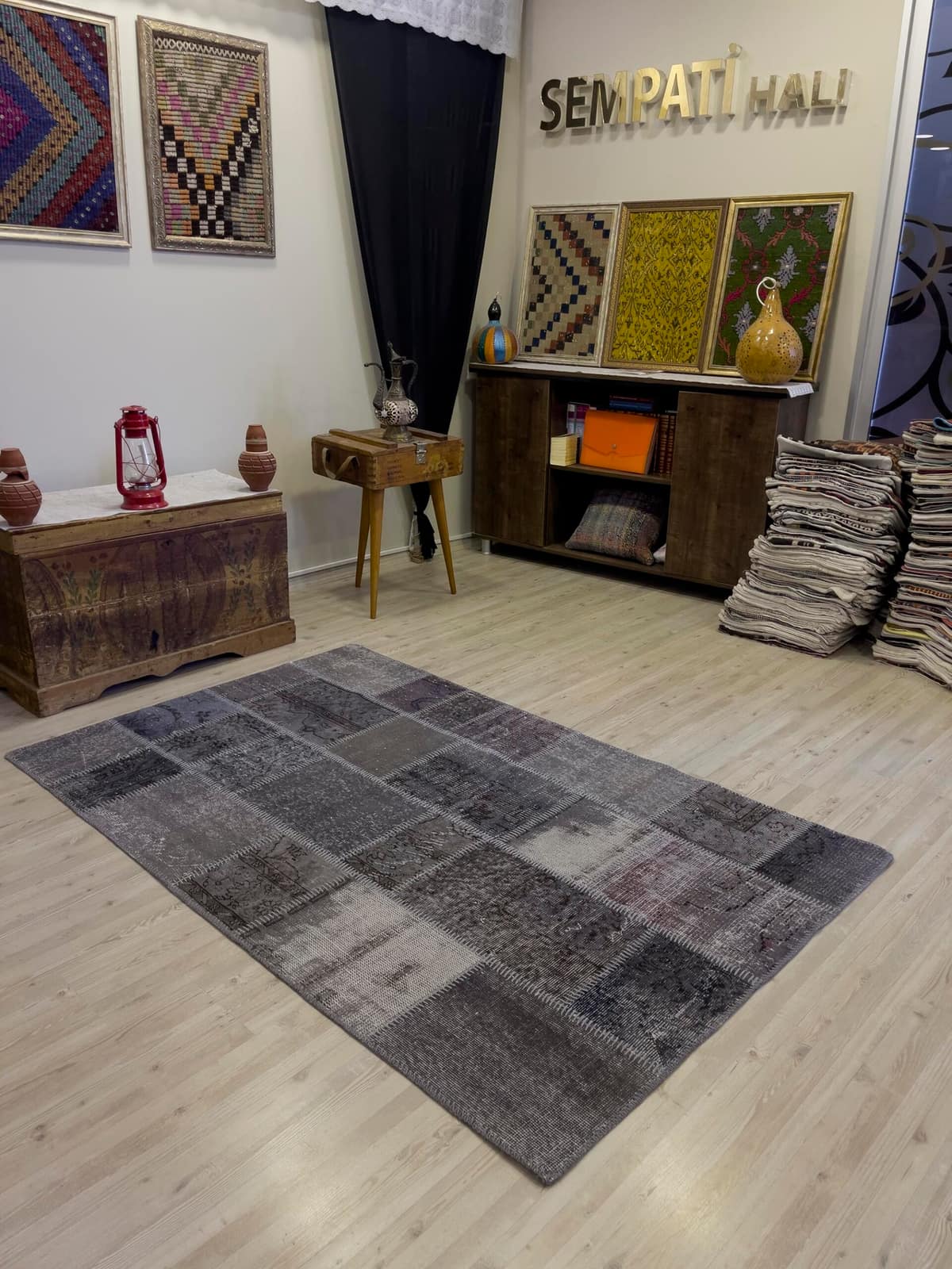 Unique Handwoven Patchwork Rug, vintage rug, Handmade, hand-knotted wool & cotton, size 120 × 190 cm, from Hereke