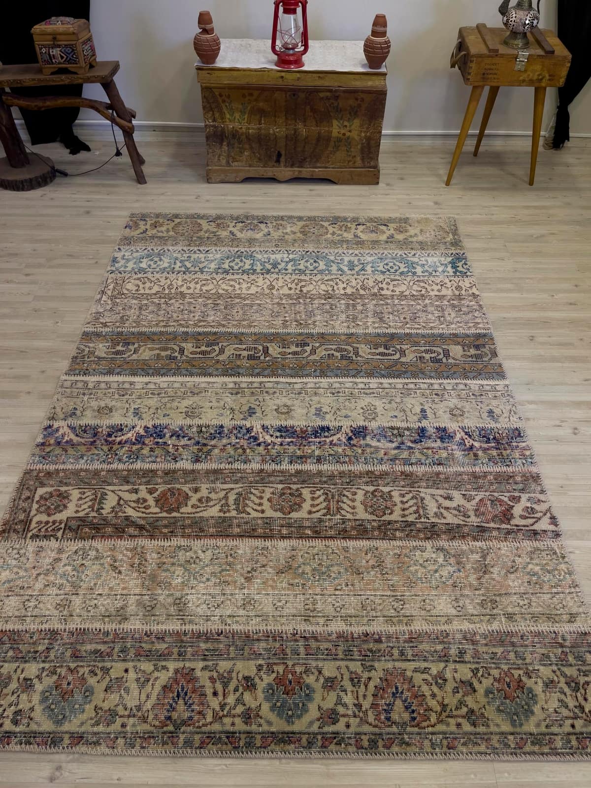Handmade Patchwork Elegant Design Rug, vintage rug, Handmade, hand-knotted cotton, size 160 × 231 cm, from Van