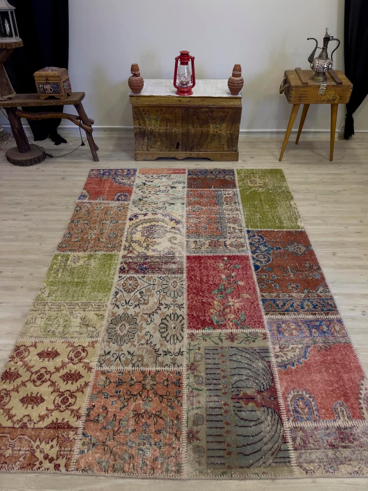 Unique Classic-Style Custom Patchwork Rug, vintage rug, Handmade, hand-knotted wool & cotton, size 162 × 233 cm, from Milas