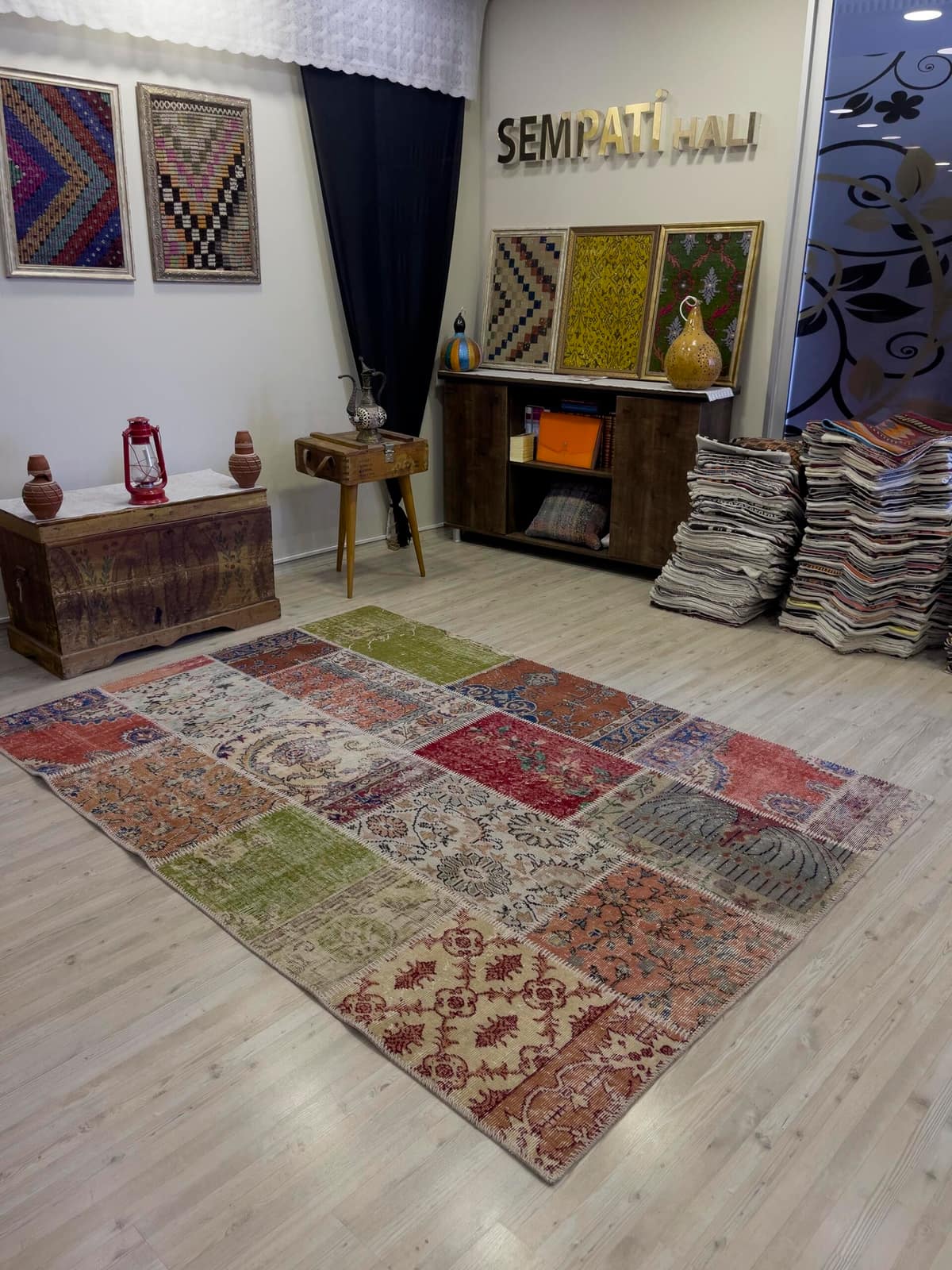 Unique Classic-Style Custom Patchwork Rug — detail view 5, handmade vintage rug