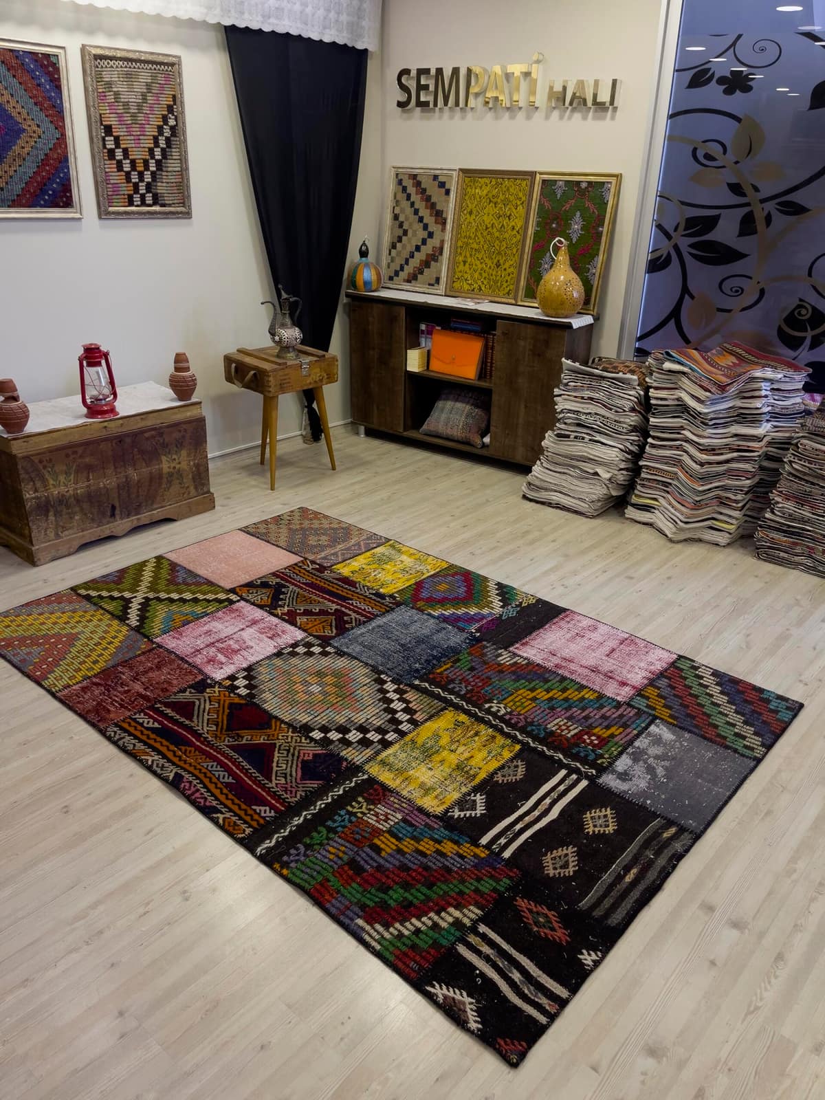 Handmade Patchwork Elegant Design Rug — detail view 5, handmade vintage rug