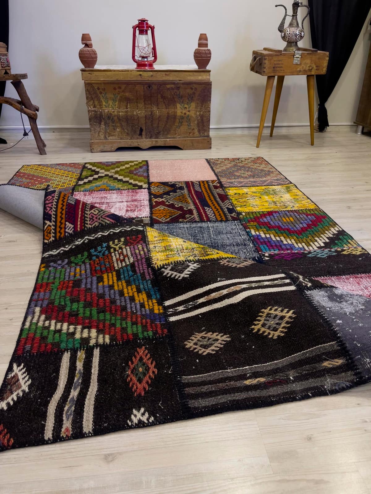 Handmade Patchwork Elegant Design Rug — detail view 2, handmade vintage rug