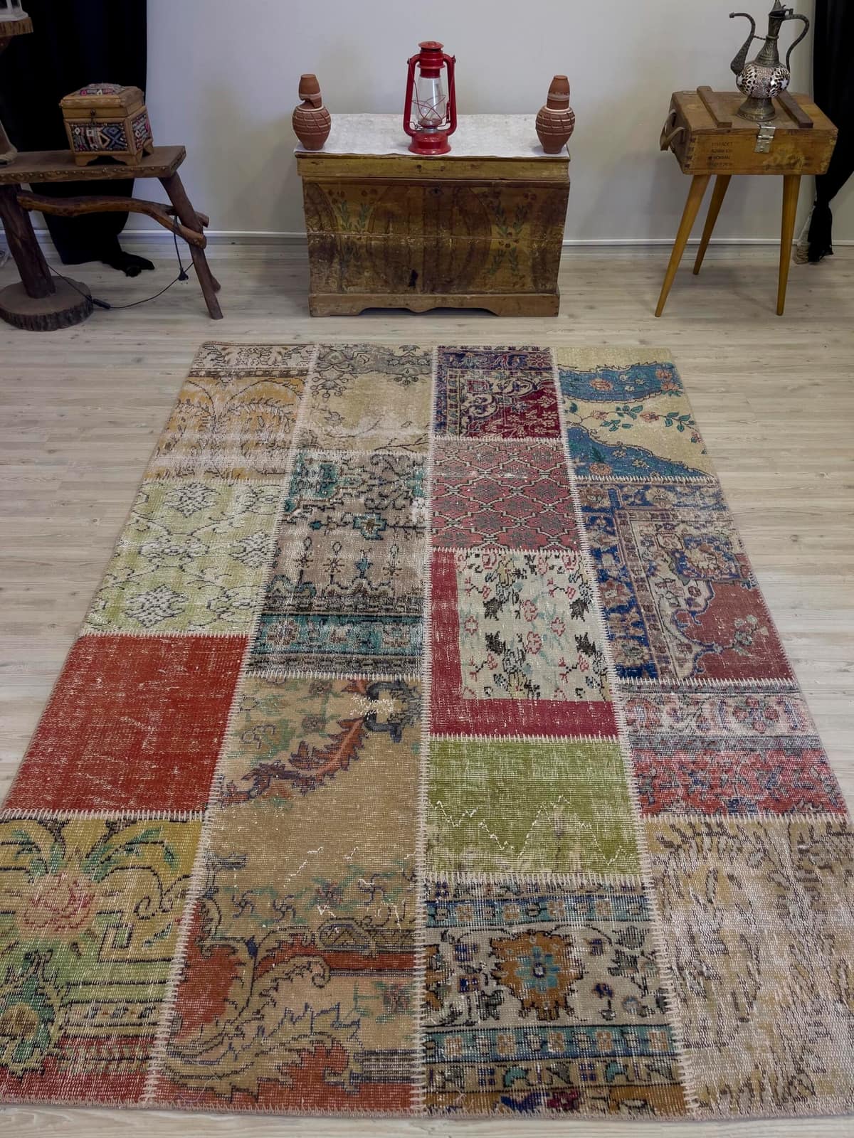 Handmade Patchwork Elegant Design Rug, vintage rug, Handmade, hand-knotted wool & cotton, size 161 × 230 cm, from Bergama