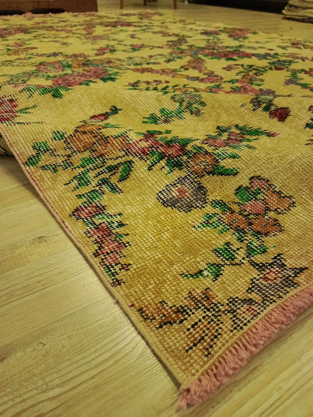 Vintage Hand-Woven Rug — detail view 4, handmade vintage rug