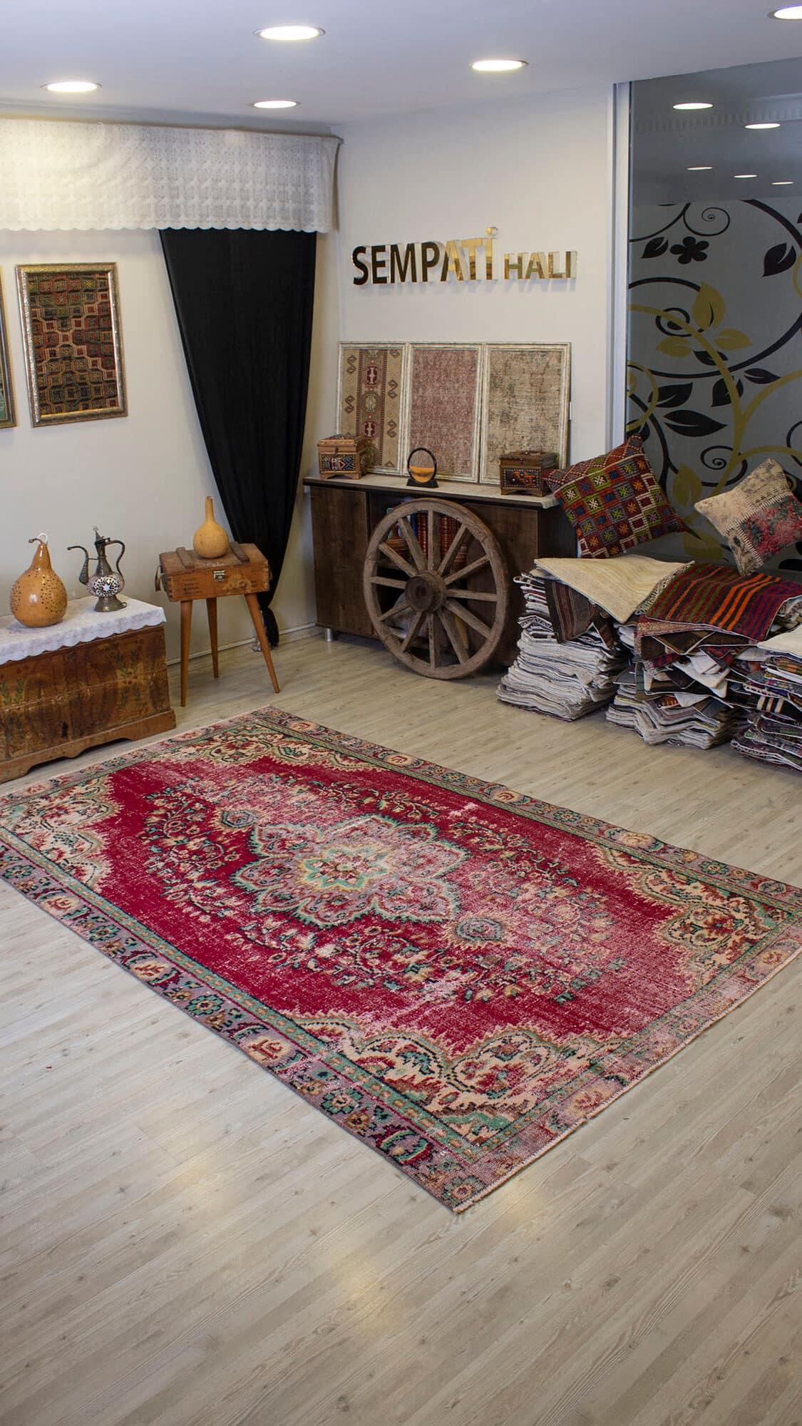 Vintage Distressed Wool Rug, vintage rug, Handmade, hand-knotted wool & cotton, size 167 × 278 cm, from Konya