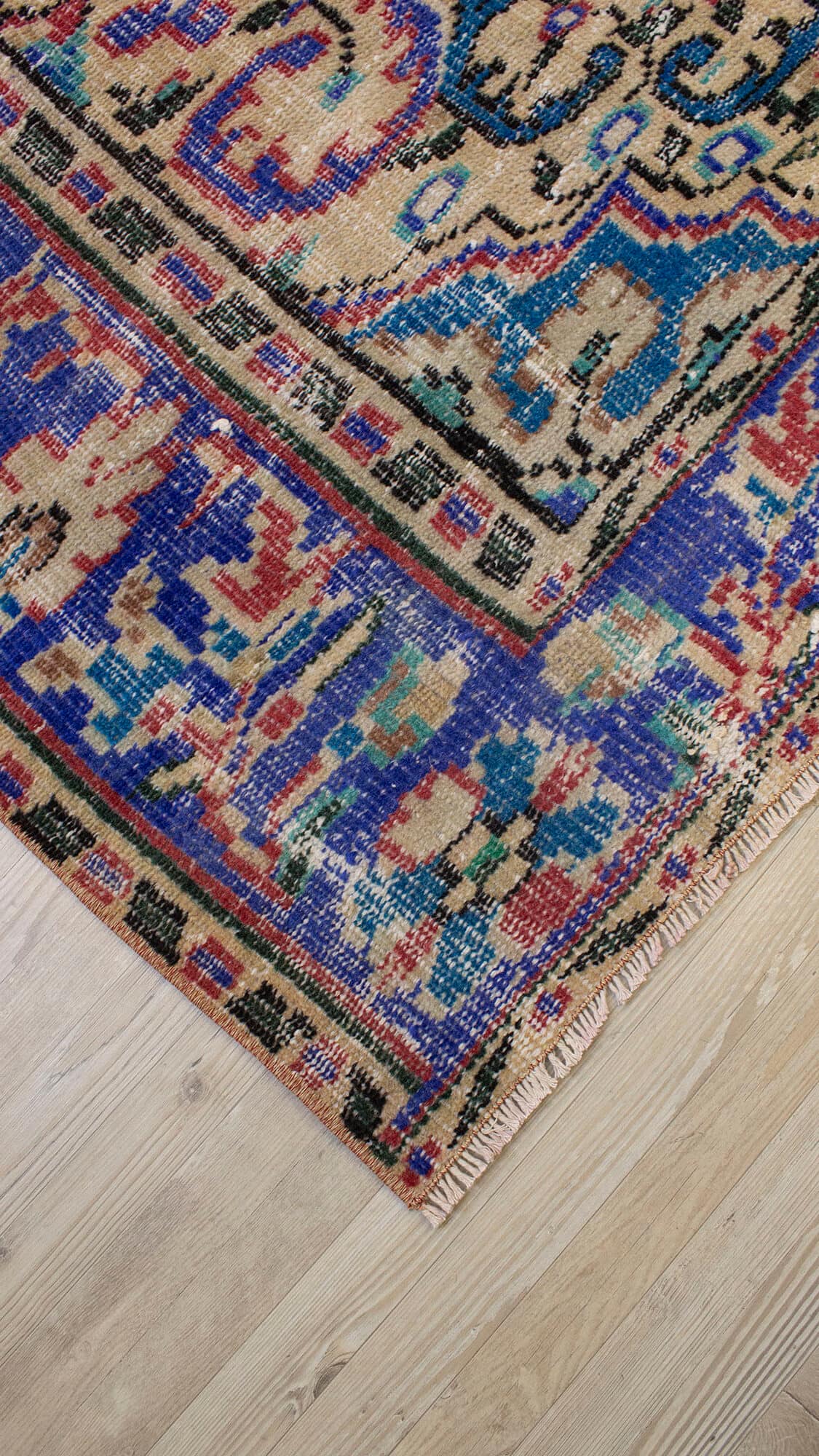 Anatolian-Patterned Distressed Rug — detail view 4, handmade vintage rug