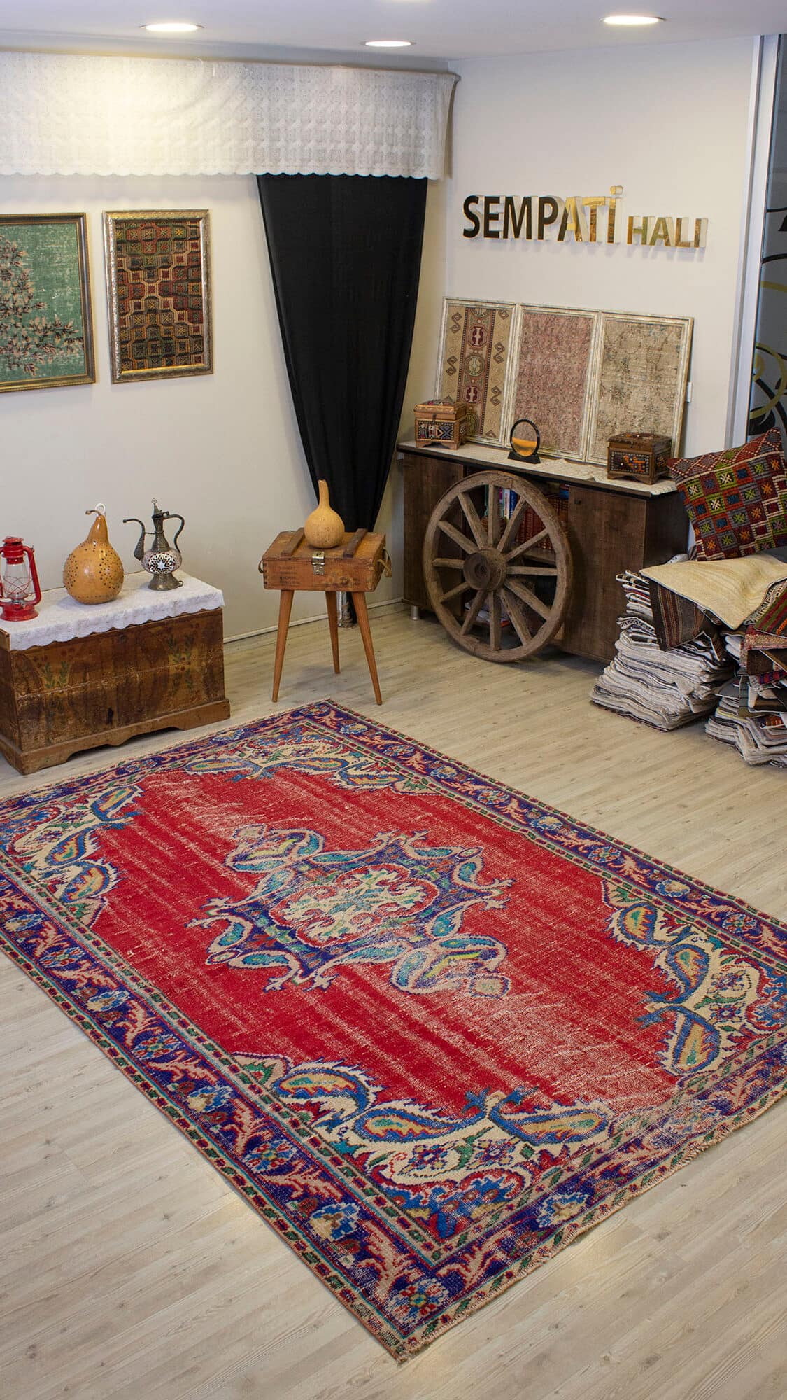 Handwoven Rug Dye-Dyed, vintage rug, Handmade, hand-knotted wool, cotton & silk, size 185 × 275 cm, from Gördes