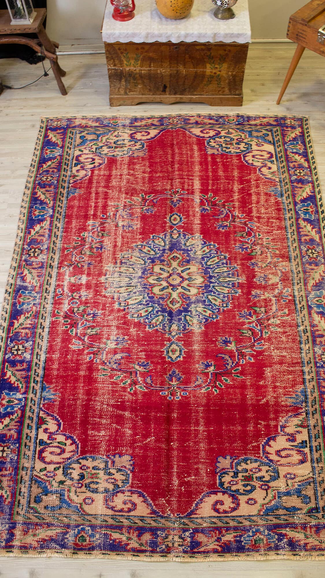 Vintage Handwoven Wool Rug, vintage rug, Handmade, hand-knotted wool & silk, size 172 × 260 cm, from Sivas