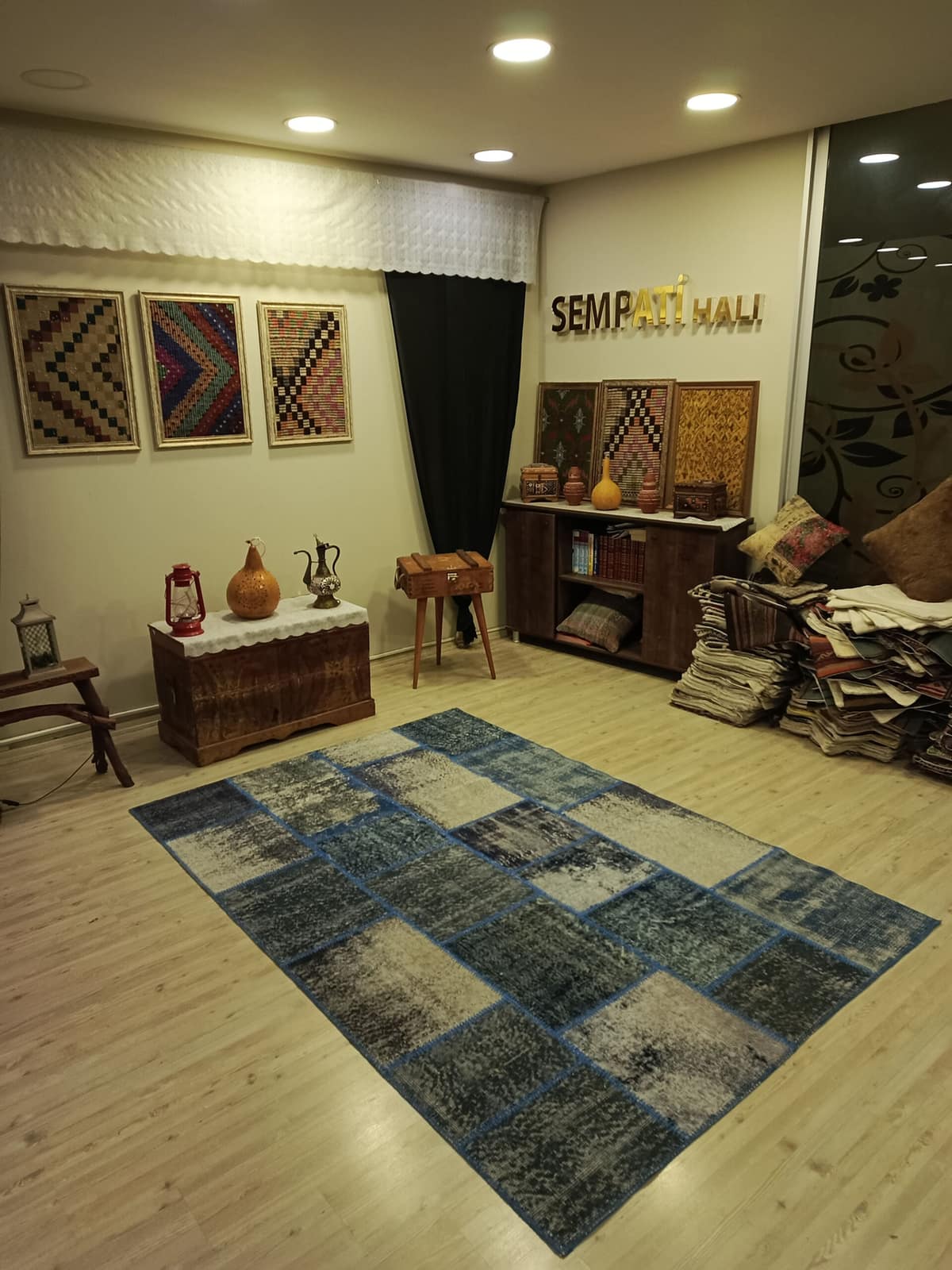 Traditional Handmade Patchwork Rug, vintage rug, Handmade, hand-knotted wool, size 160 × 237 cm, from Oushak
