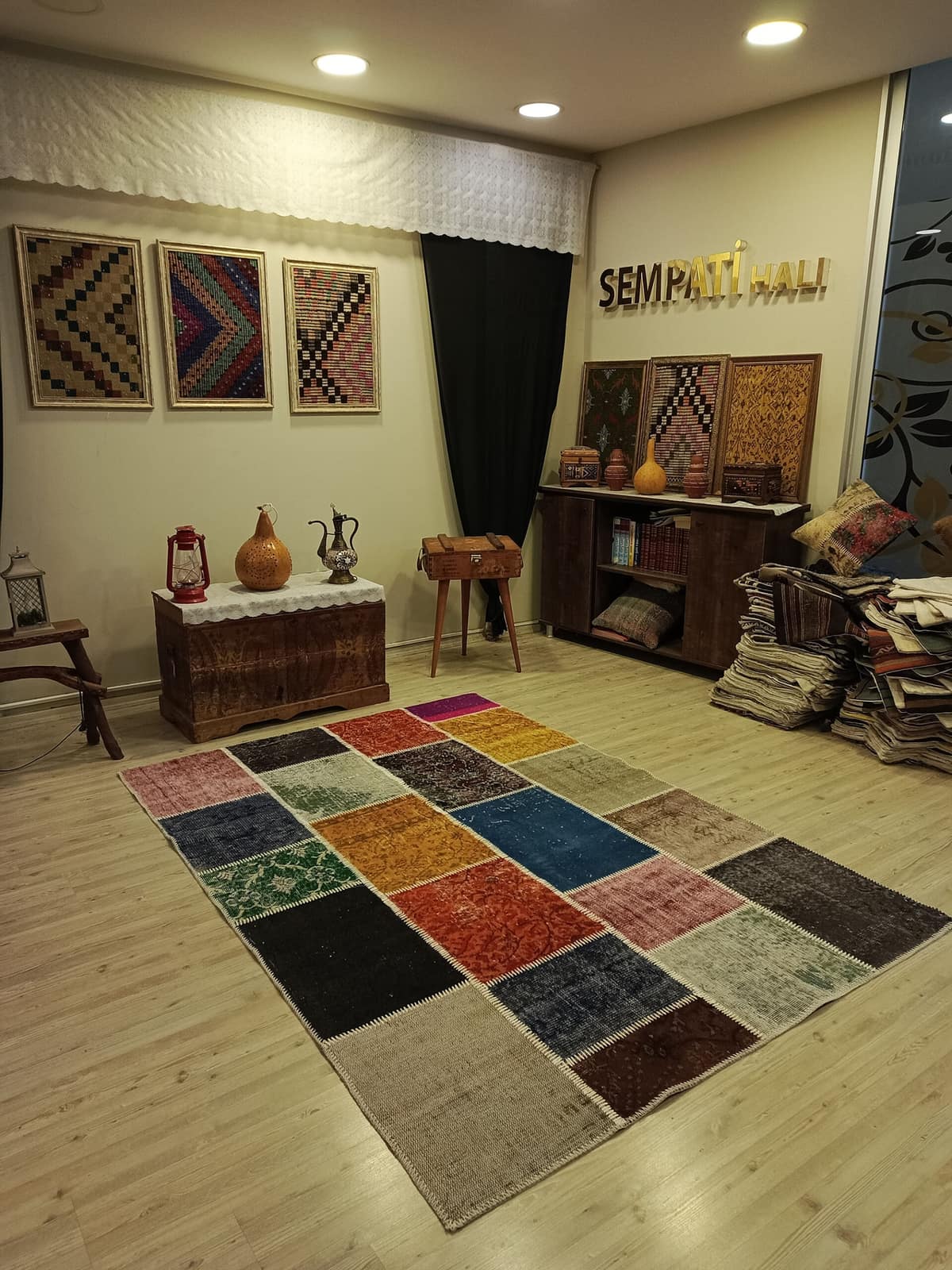 Handcrafted Distressed Patchwork Rug, vintage rug, Handmade, hand-knotted wool, size 160 × 230 cm, from Gaziantep