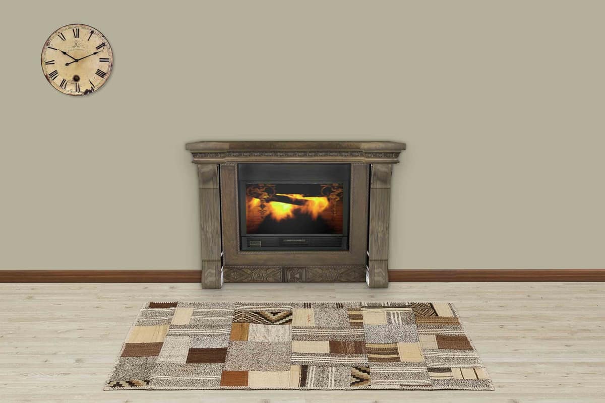 Vintage-Style Wool Patchwork Rug — detail view 2, handmade vintage rug
