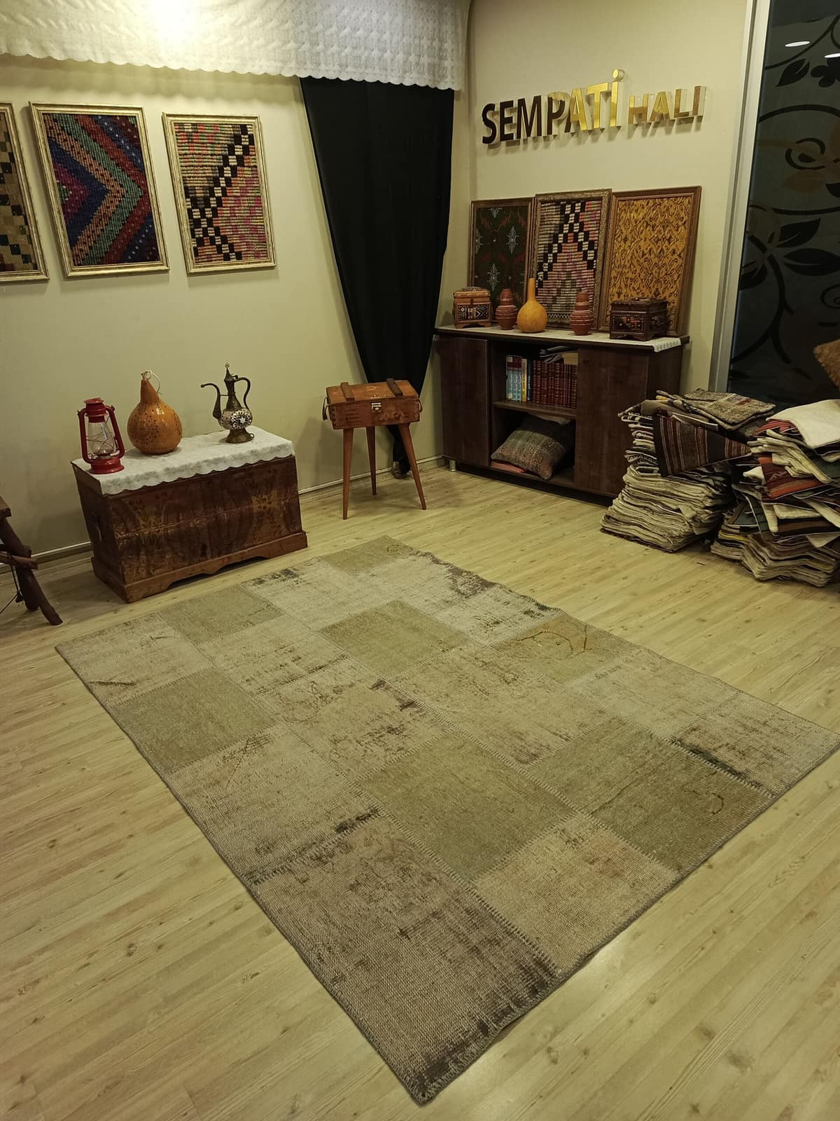 Handwoven Patchwork Rug Dyed with Natural Dyes, vintage rug, Handmade, hand-knotted cotton, size 160 × 240 cm, from Hereke
