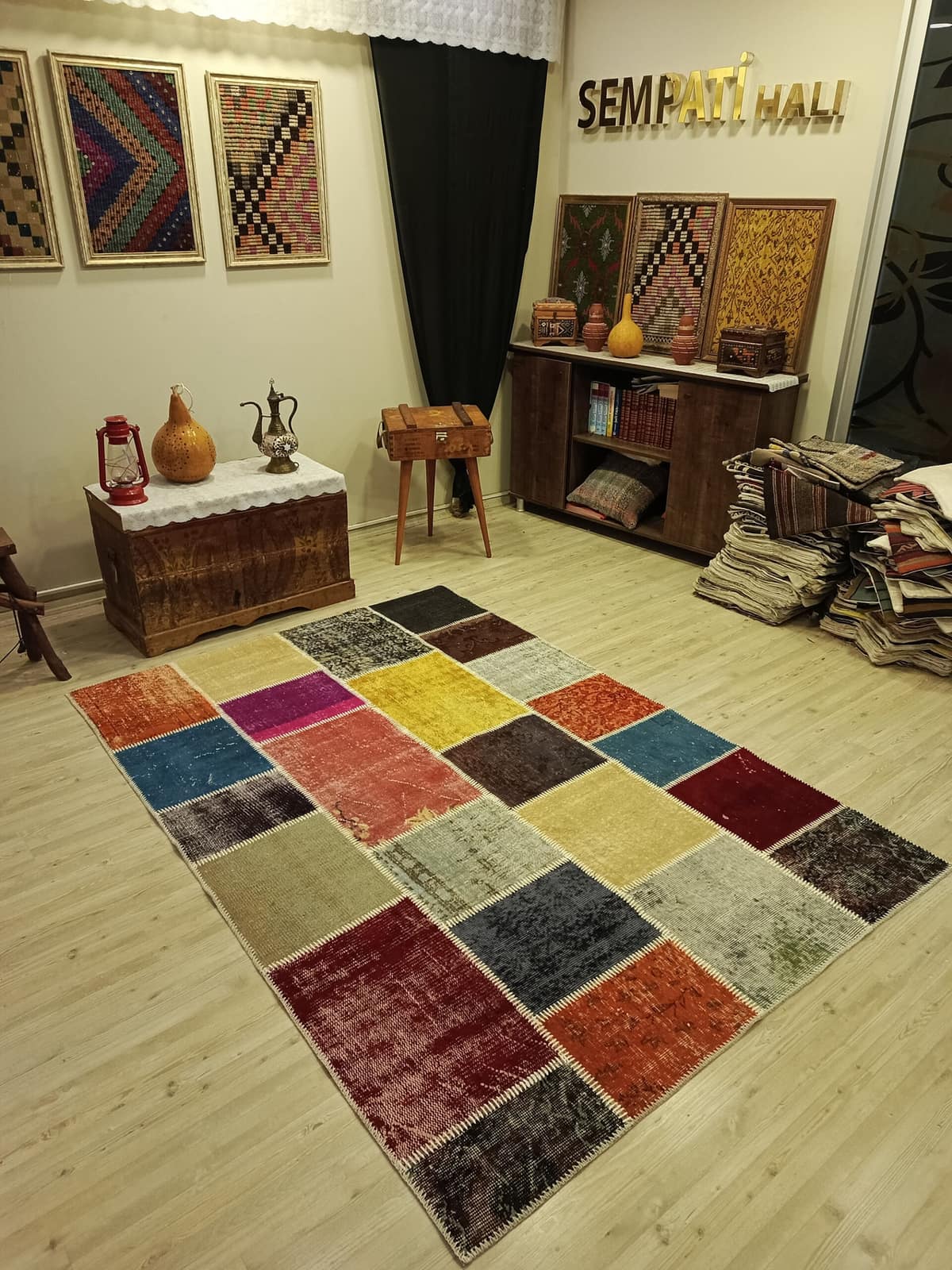 Handwoven Patchwork Rug, vintage rug, Handmade, hand-knotted wool, cotton & silk, size 160 × 230 cm, from Sivas