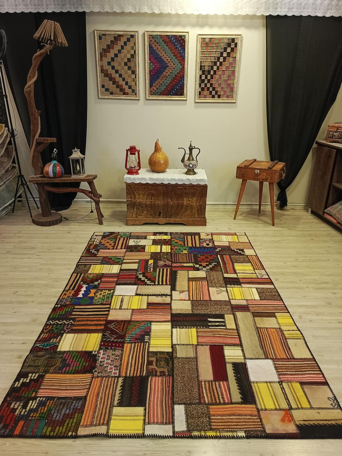 Classic Handwoven Patchwork Rug — detail view 3, handmade vintage rug