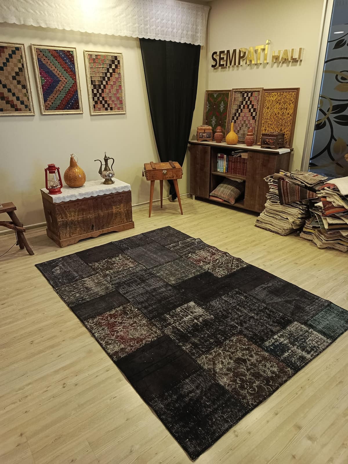Traditional Handmade Patchwork Rug — detail view 4, handmade vintage rug