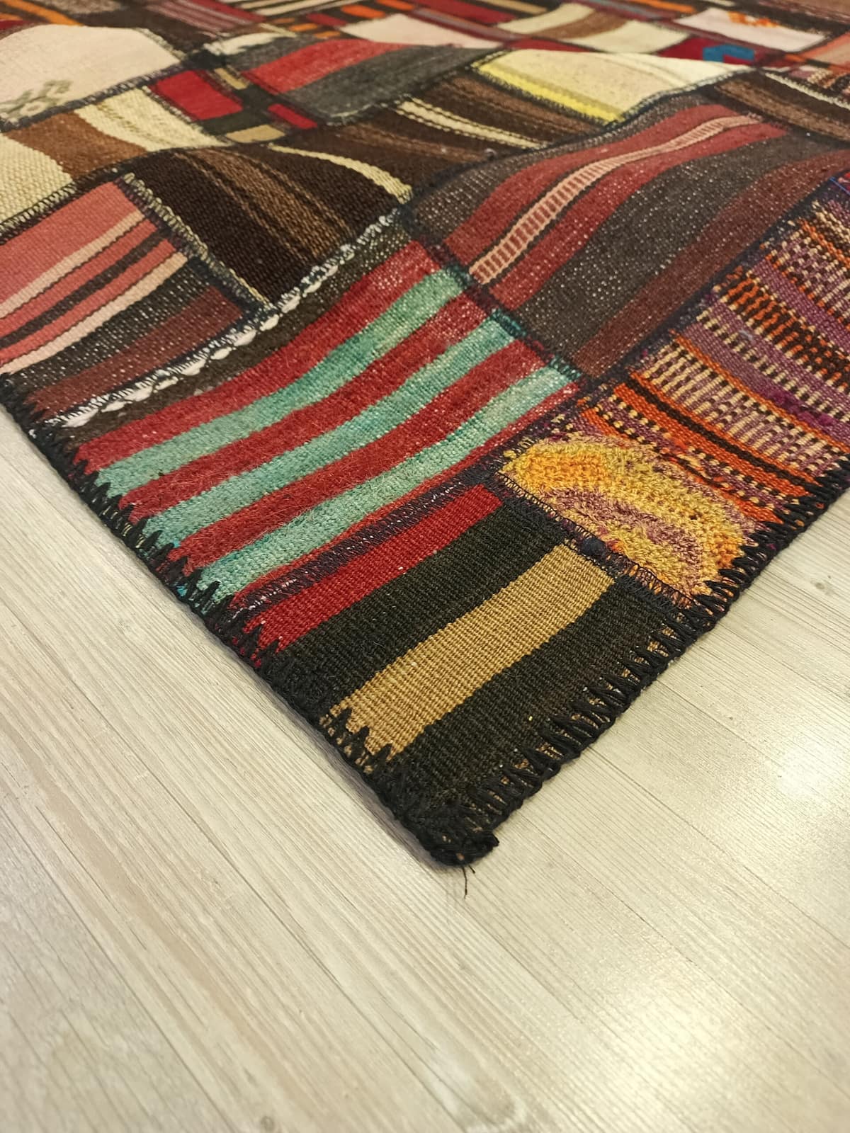 Handwoven Patchwork Rug Dye-dyed — detail view 4, handmade vintage rug