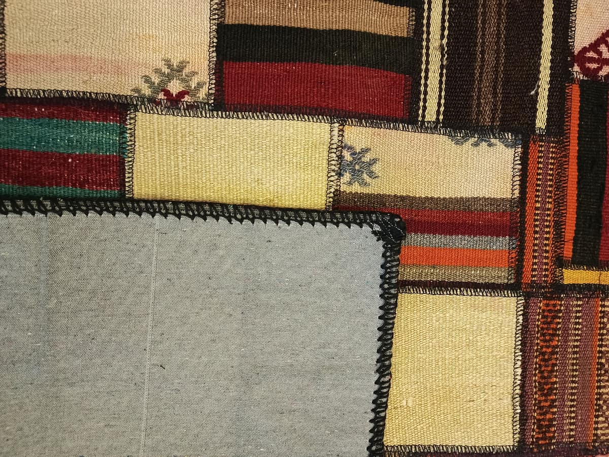Handwoven Patchwork Rug Dye-dyed — detail view 5, handmade vintage rug