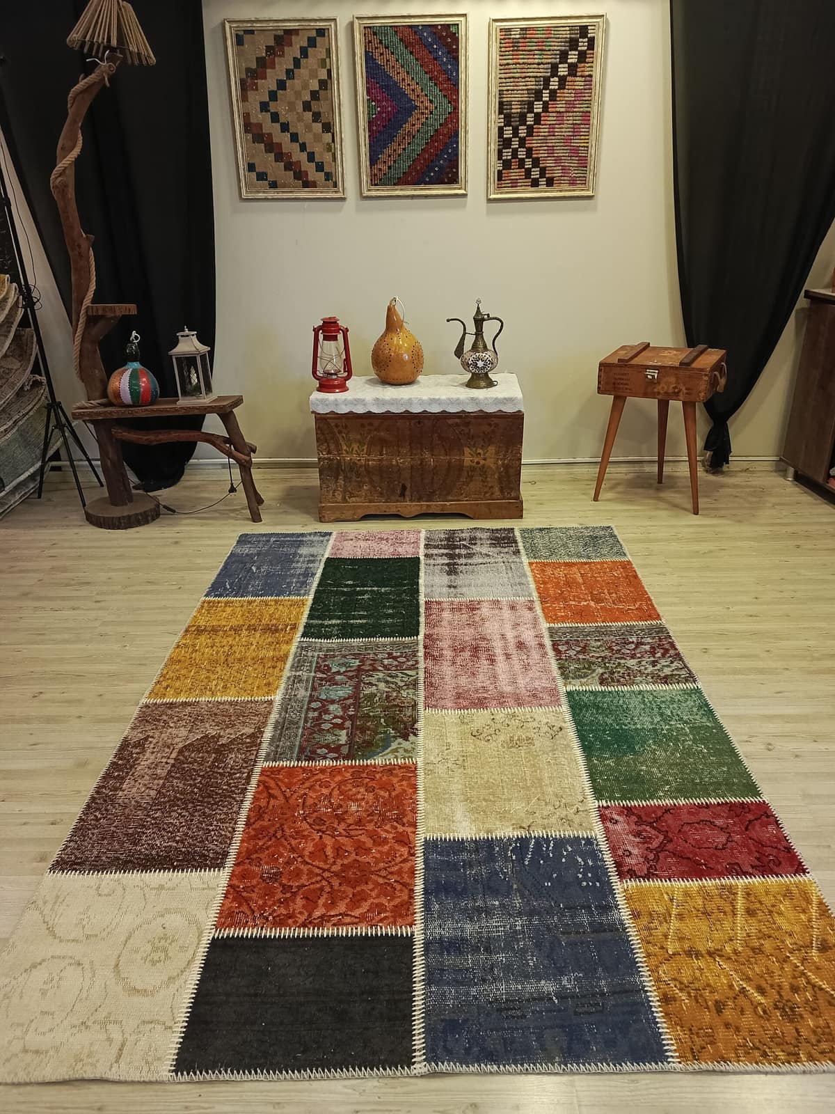 Vintage-Style Handwoven Patchwork Rug, vintage rug, Handmade, hand-knotted cotton, size 160 × 230 cm, from Oushak