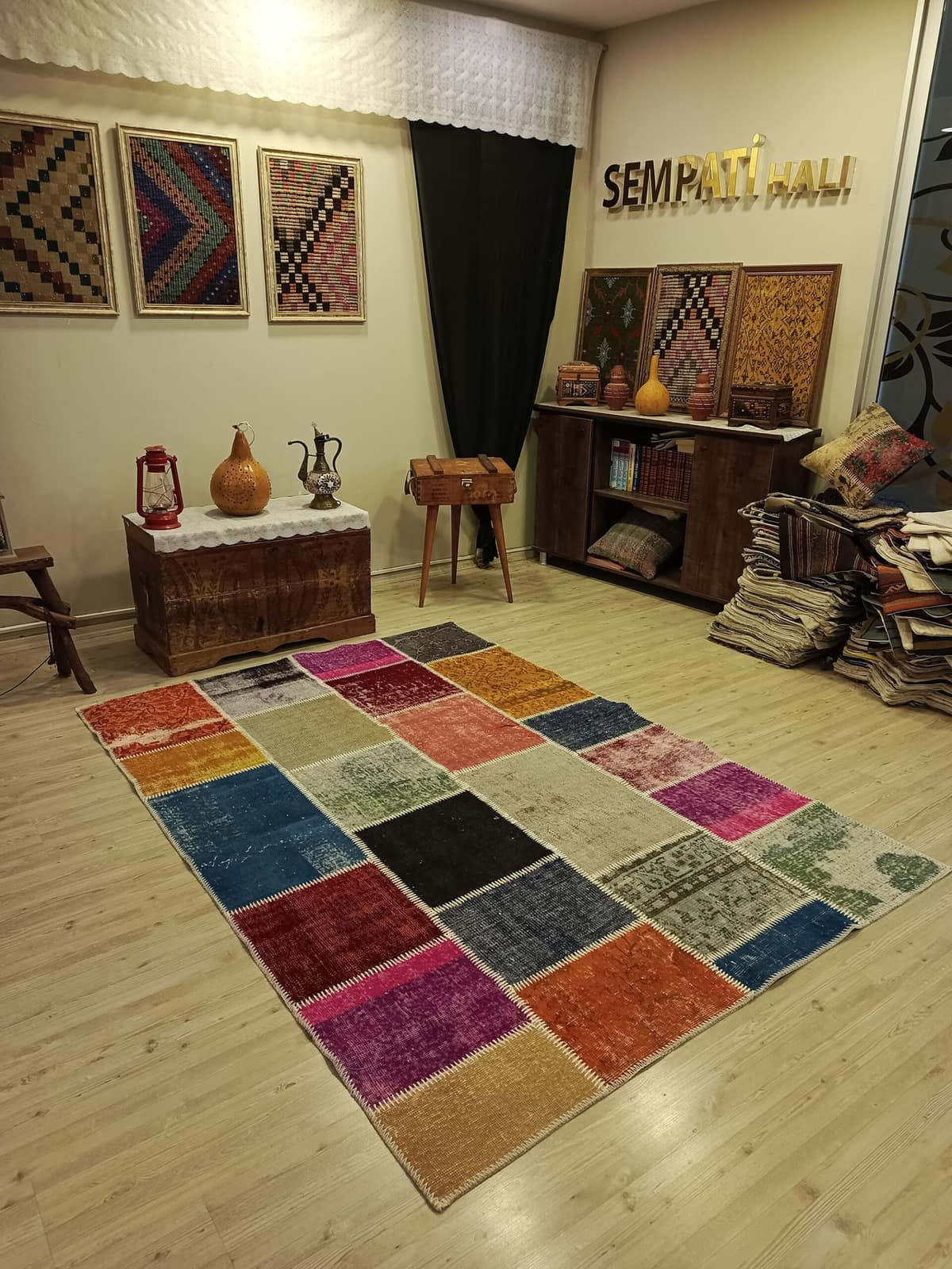 Wool-Woven Patchwork Rug — detail view 2, handmade vintage rug