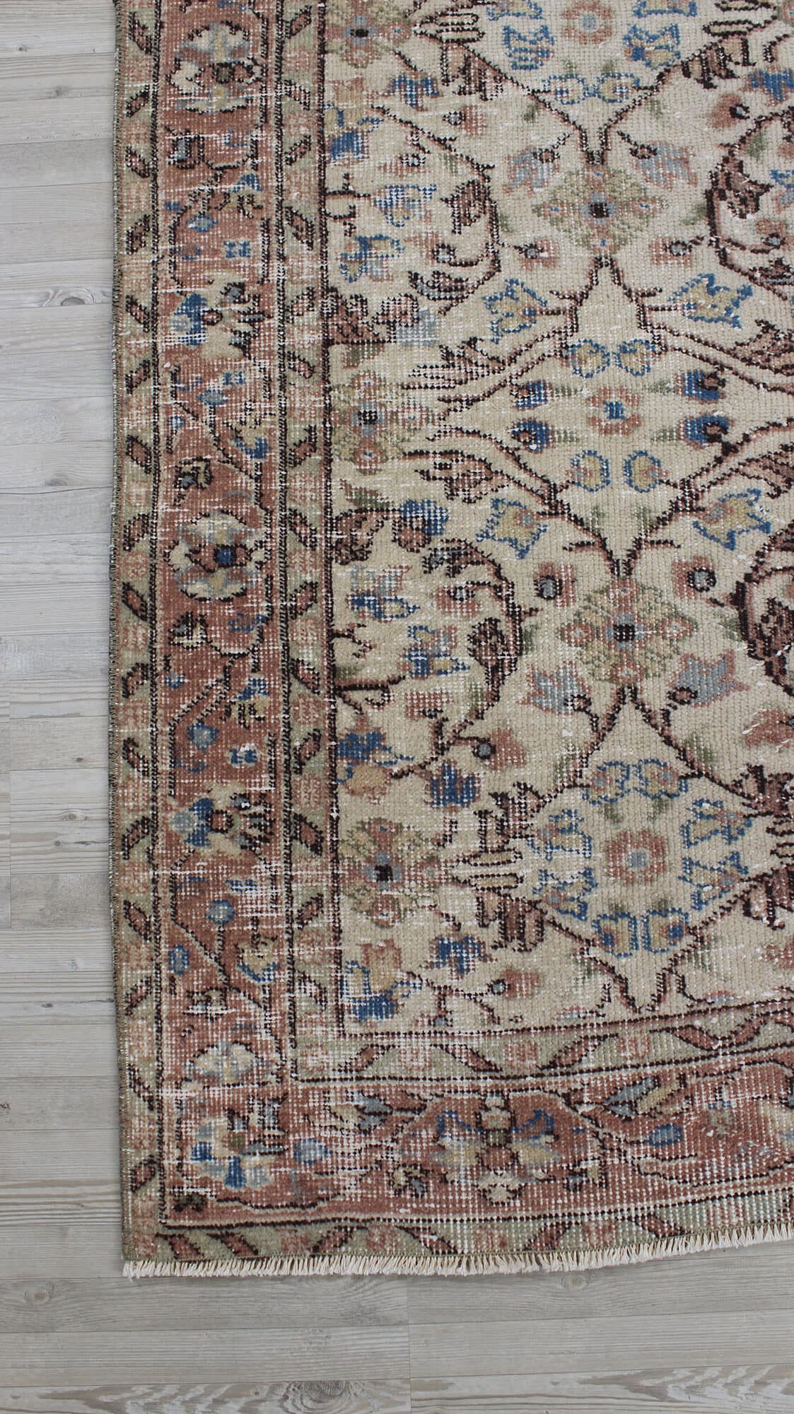 Vintage Handwoven Wool Rug — detail view 5, handmade vintage rug