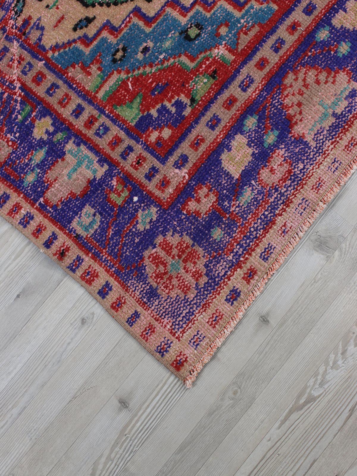 Vintage Handwoven Wool Rug — detail view 4, handmade vintage rug