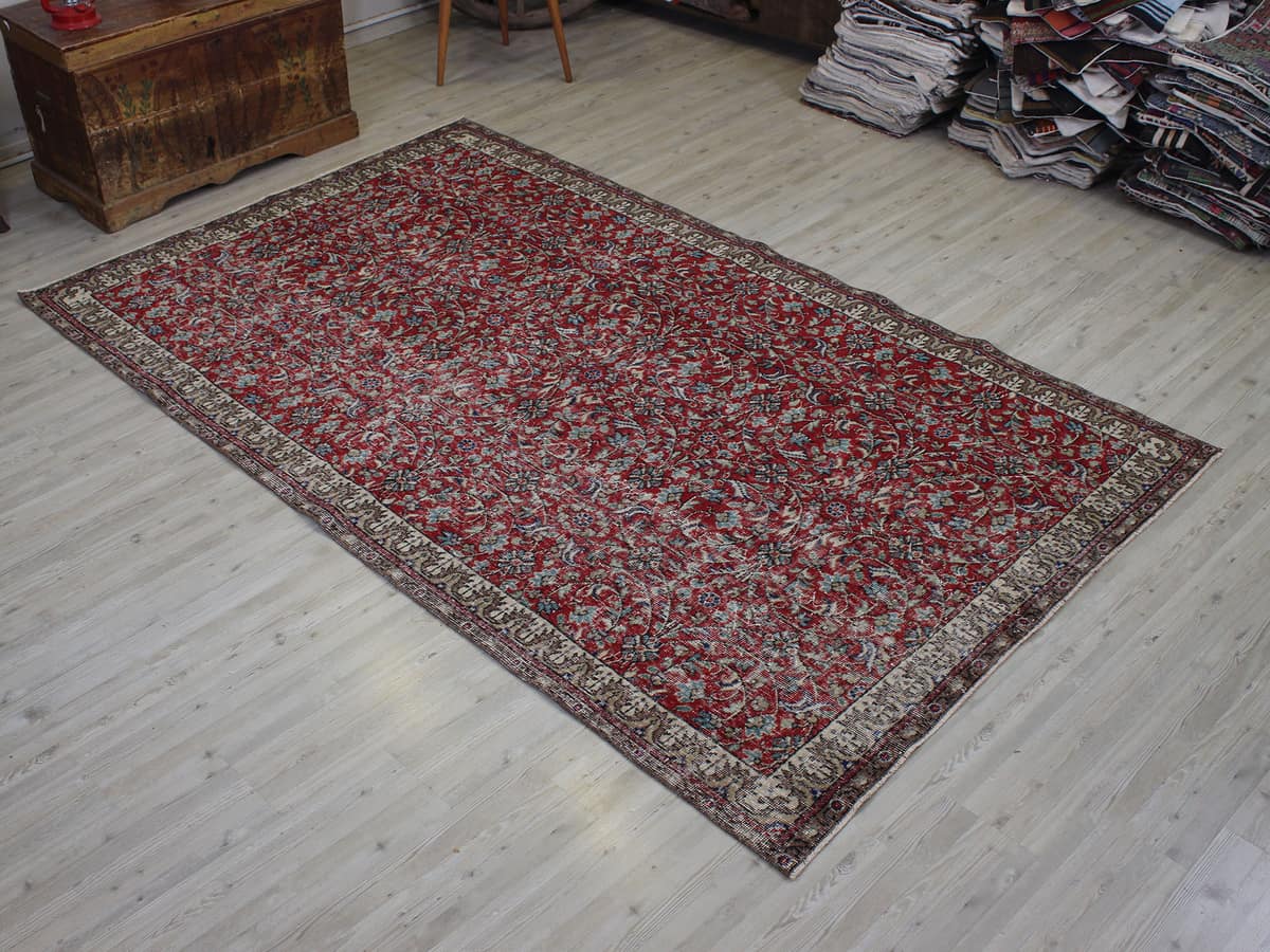 Vintage Handwoven Wool Rug, vintage rug, Handmade, hand-knotted wool, cotton & silk, size 158 × 260 cm, from Sivas