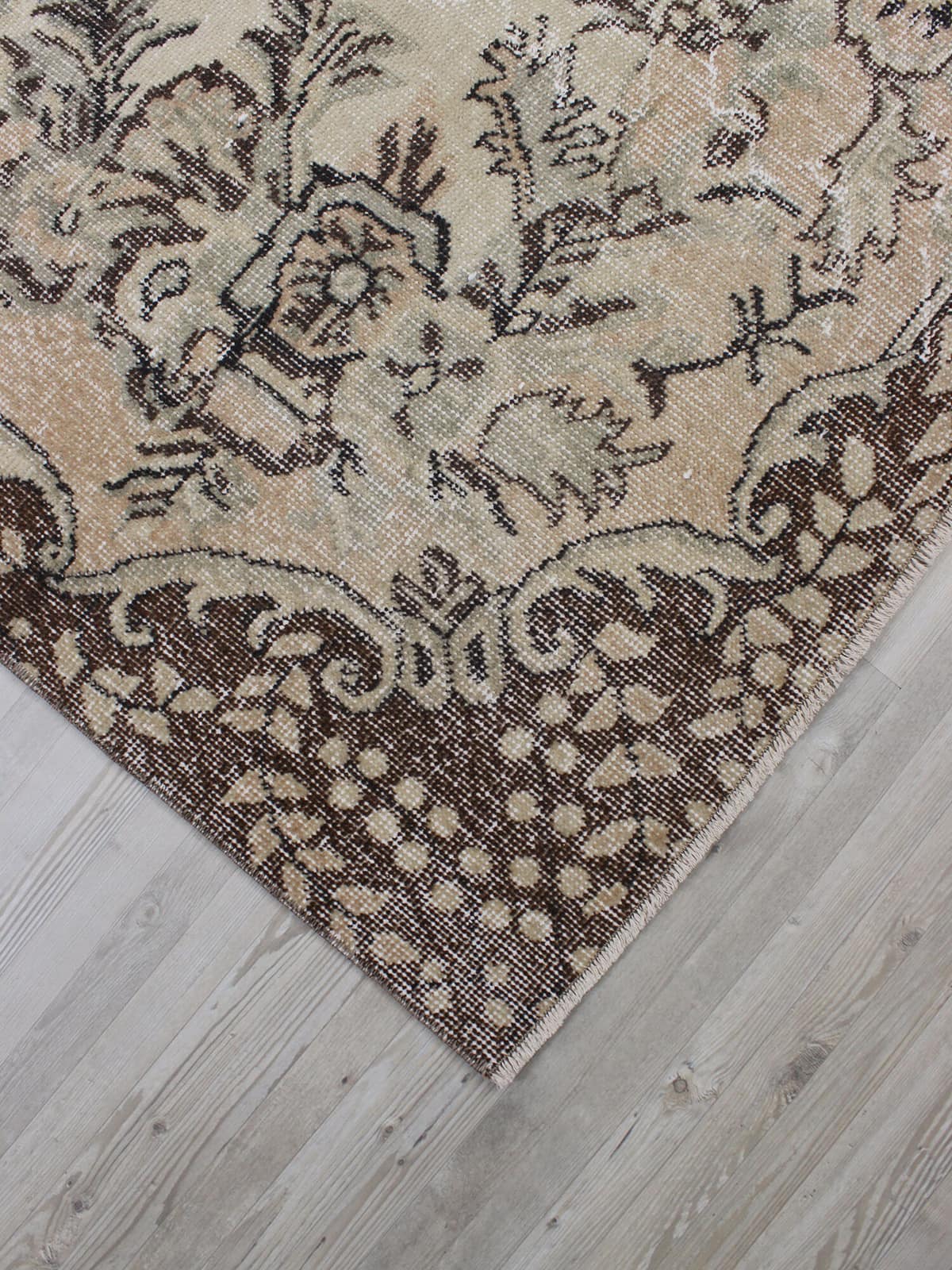 Vintage Handmade Wool Rug — detail view 5, handmade vintage rug
