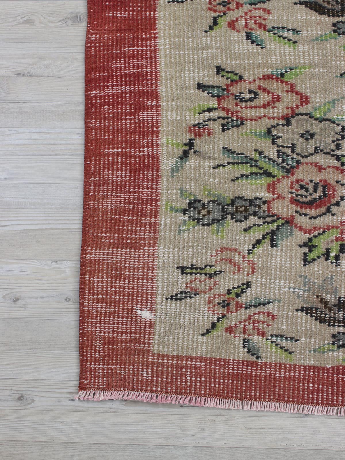 Vintage Wool Hand-Knotted Rug — detail view 4, handmade vintage rug