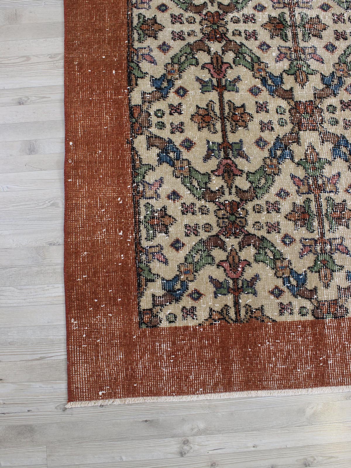 Handmade Wool Rug, Vintage — detail view 3, handmade vintage rug