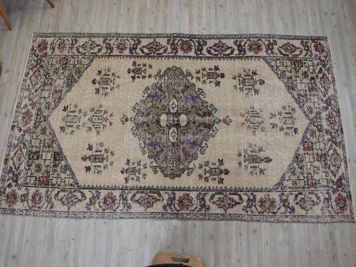 Handmade Wool Rug — detail view 4, handmade vintage rug