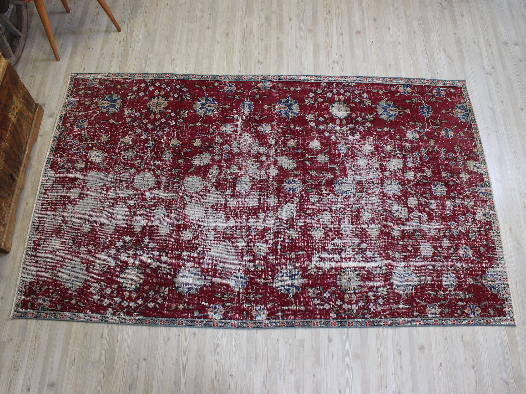 Vintage Hand-Woven Rug — detail view 2, handmade vintage rug