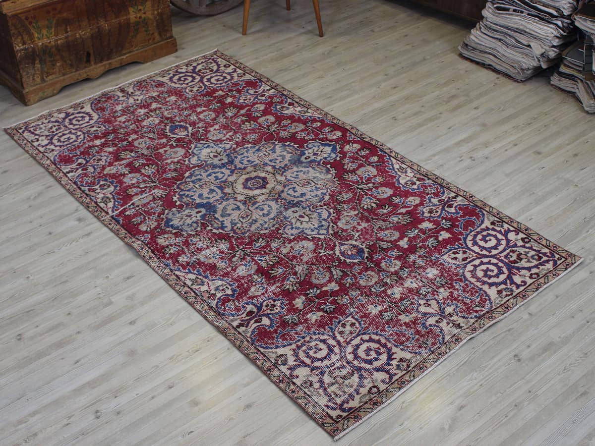 Distressed Hand-Woven Vintage Rug, vintage rug, Handmade, hand-knotted cotton, size 125 × 234 cm, from Antalya