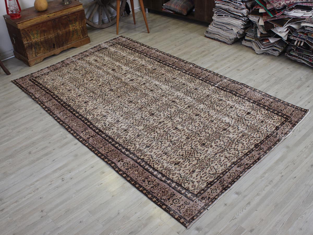 Vintage Handmade Rug, vintage rug, Handmade, hand-knotted silk, size 168 × 270 cm, from Antalya
